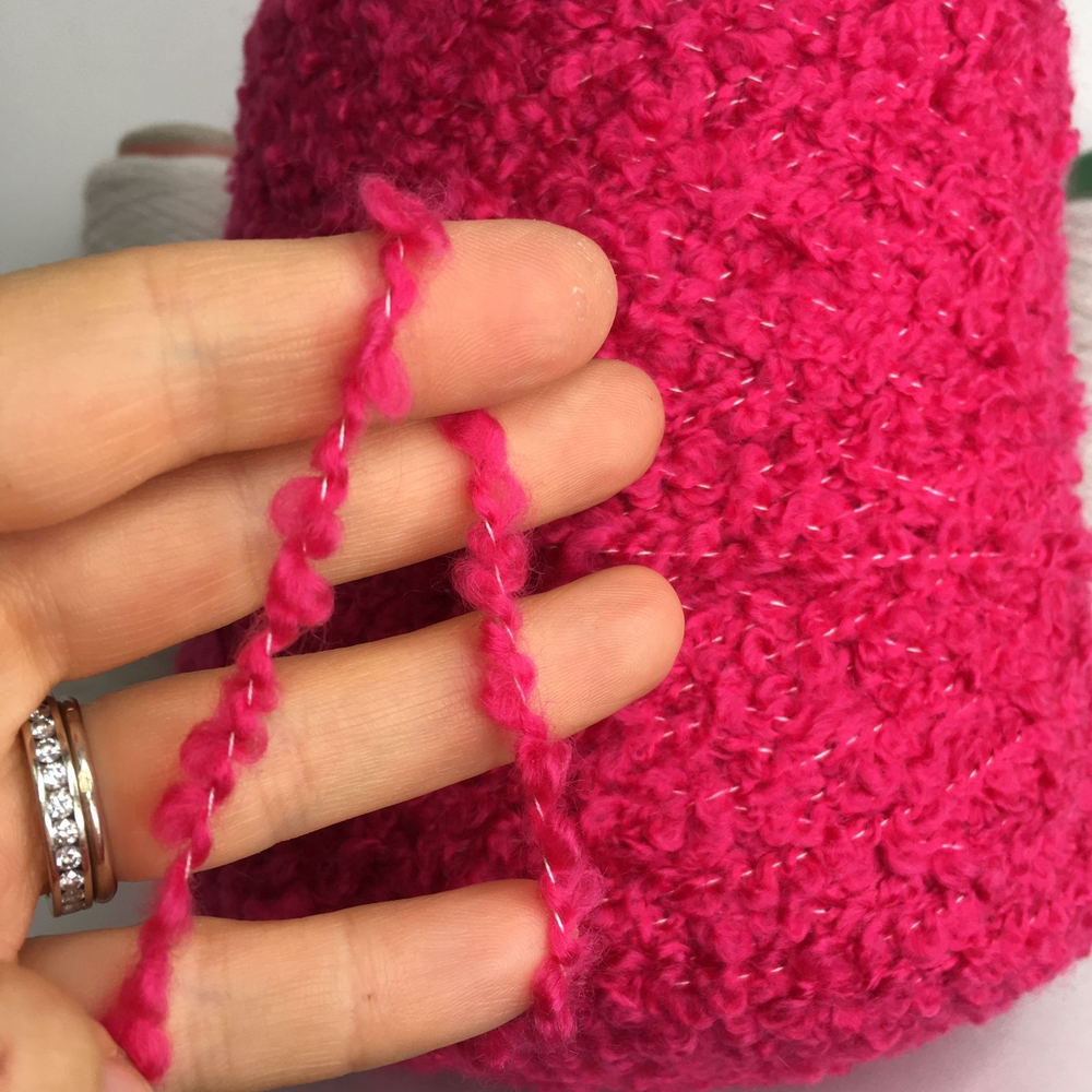 BOUCLE Cariaggi 93% кашемир, 7% шелк 140м/100гр col.32197 Фуксия