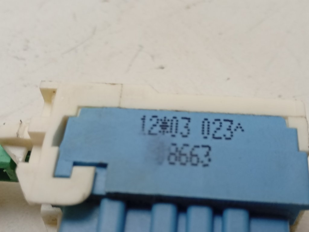 FCS800C кт34 Сетевая кнопка для стиральной машины Zanussi 1249271311 б/у