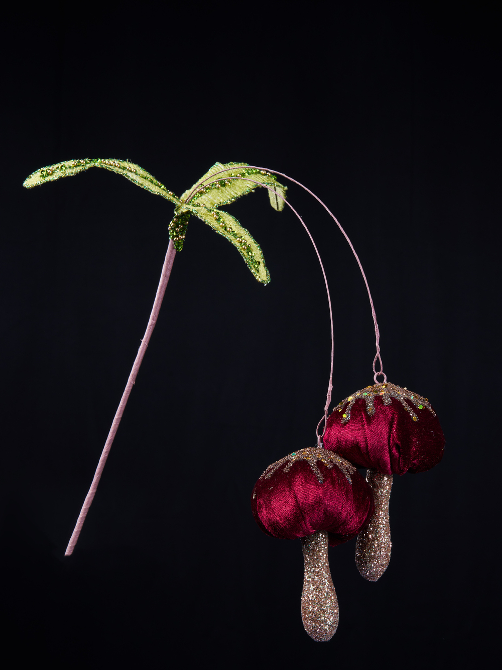 Веточка с грибами 18х41см ChristmasDeLuxe бордовая