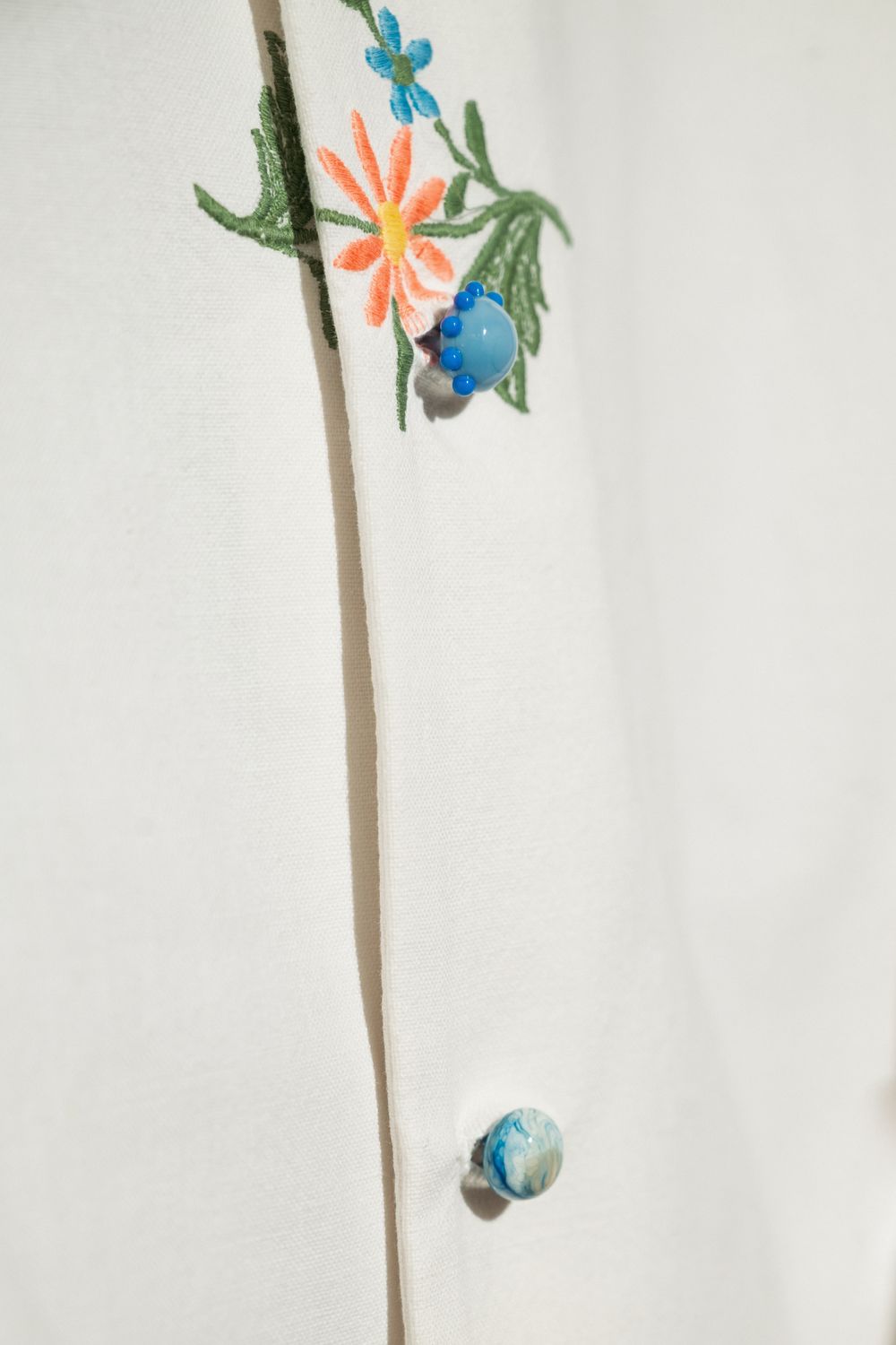 Рубашка Soeurs с Цветами и Стеклянными Пуговицами