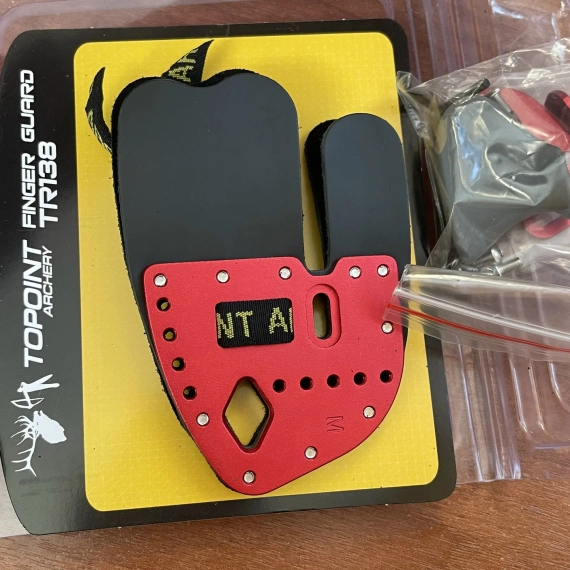 Напальчник TR138 для стрельбы из классического лука размер M