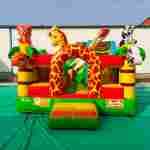 Коммерческий надувной батут "Сафари-экскурсия", с горкой 5*4*2,8 м