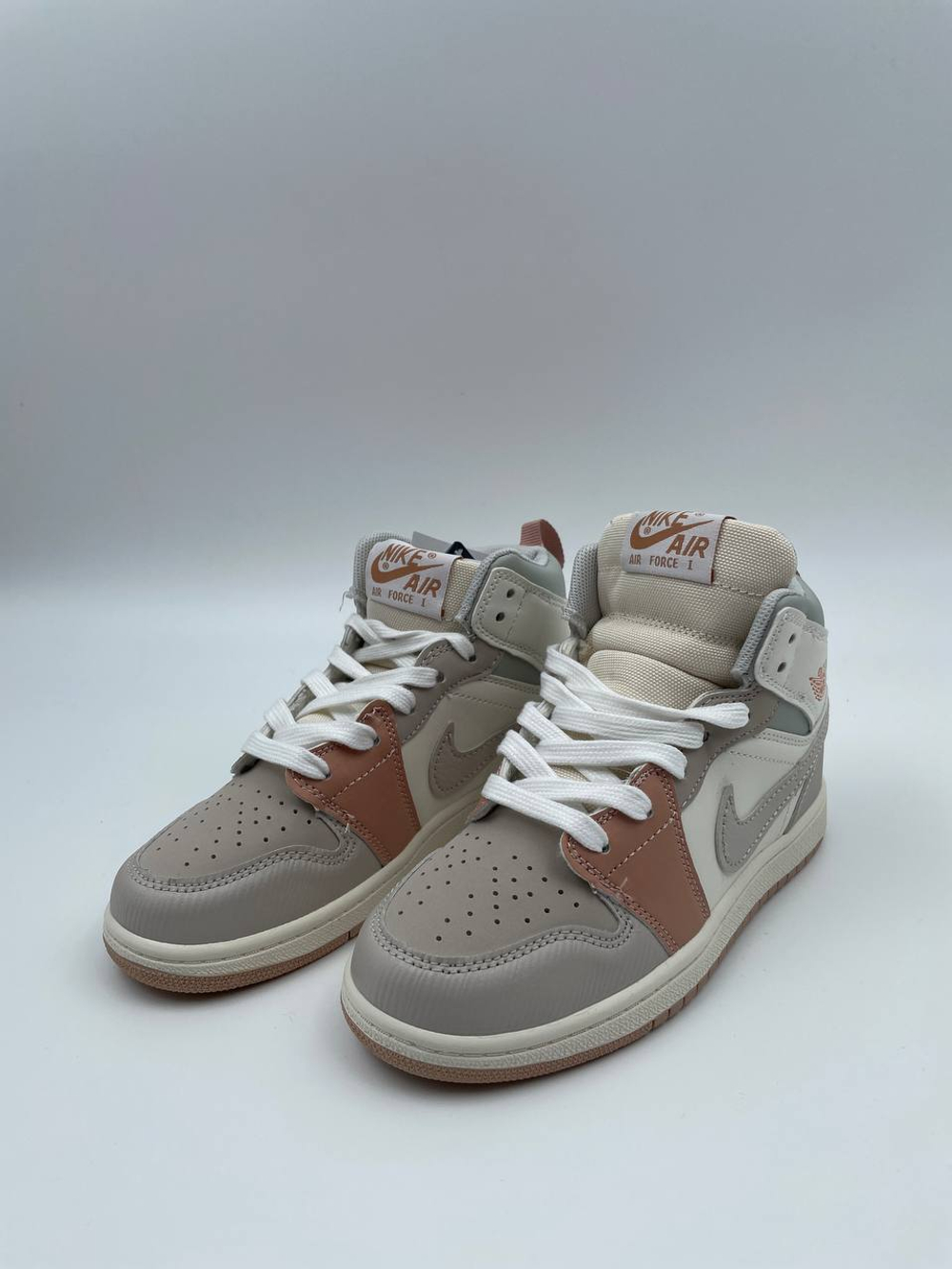 Кроссовки Nike Air Force 1