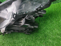 Фара левая Toyota Rav 4 CA40 (2015-2019) LED