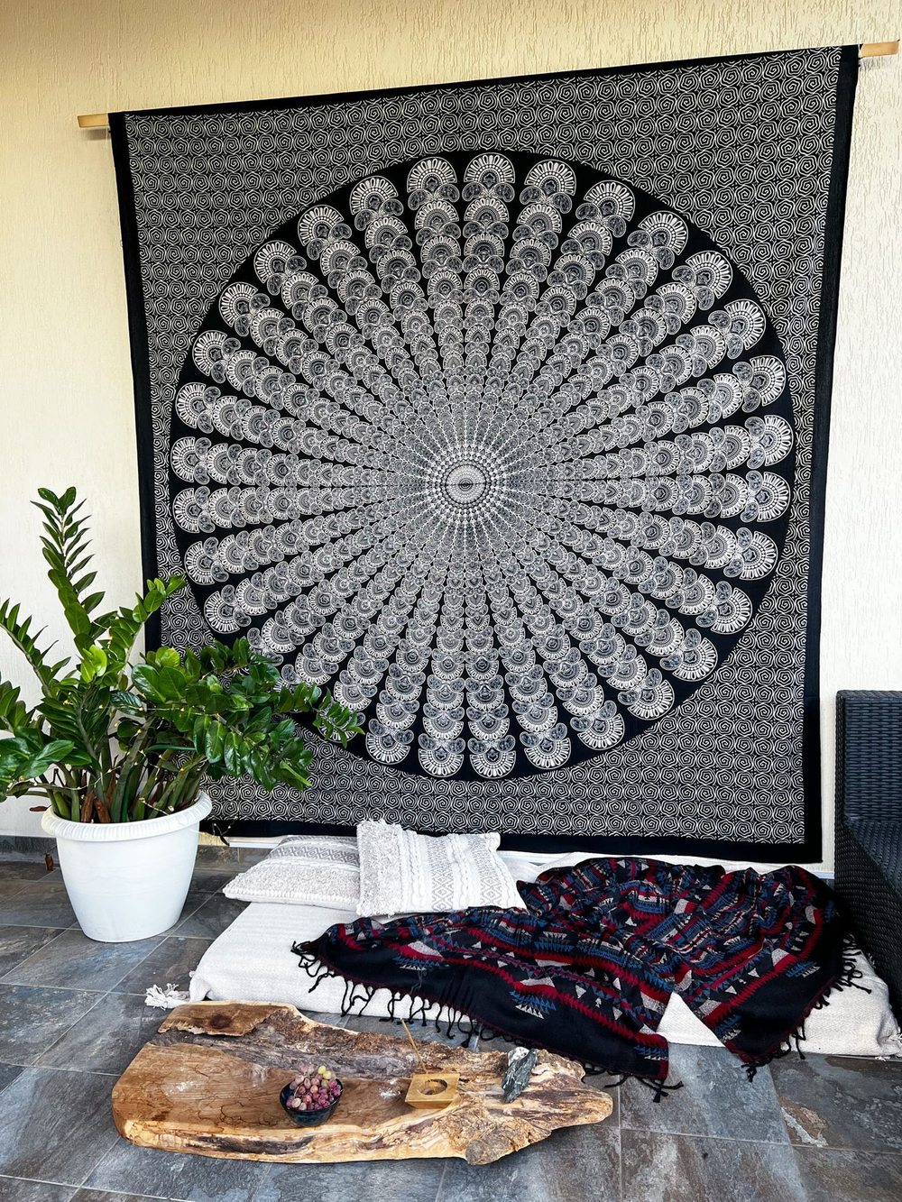 Полотно с узором Мандала