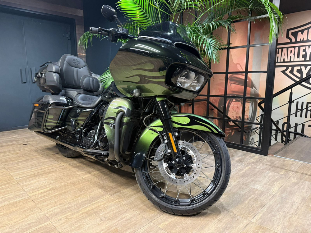 CVO Road Glide Harley-Davidson (Envious Green) 2022