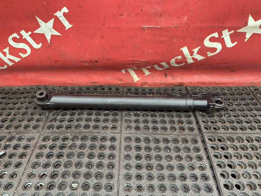 Цилиндр подъема кабины 2017г.