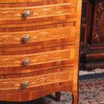 Комод с инкрустацией