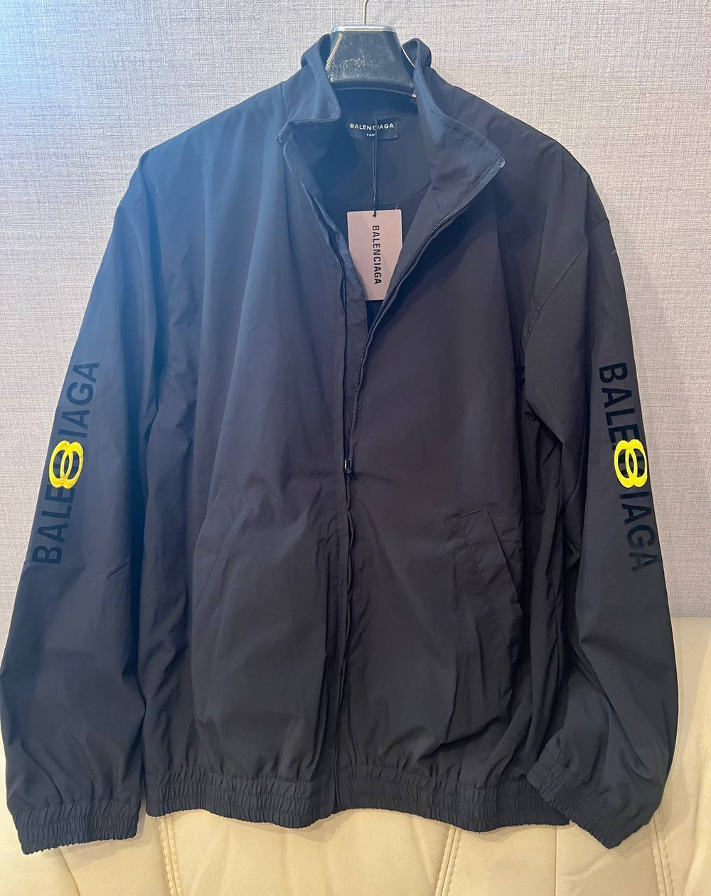 Ветровка Balenciaga