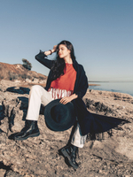 Накидка с бахромой Chintamani короткая (черная)