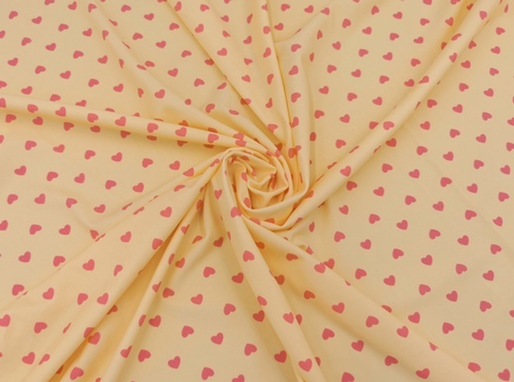 Микрофибра, принт, розовые сердечки на оранжевом фоне