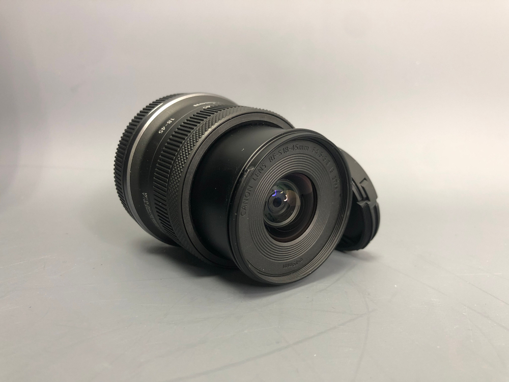 Canon RF-S 18-45mm 4.5-6.3 IS STM