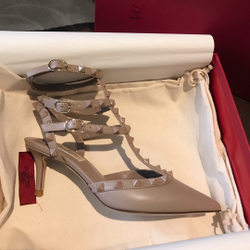 Valentino Rockstud Pumps 6.5 cm