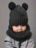 Шапка для мальчика со снудом осенняя