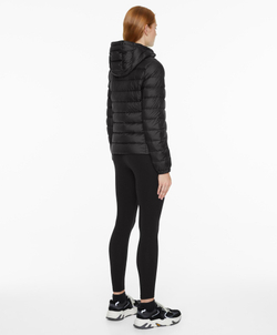 Oysho Водоотталкивающая куртка с легким наполнителем из 100%-го пуха, черный