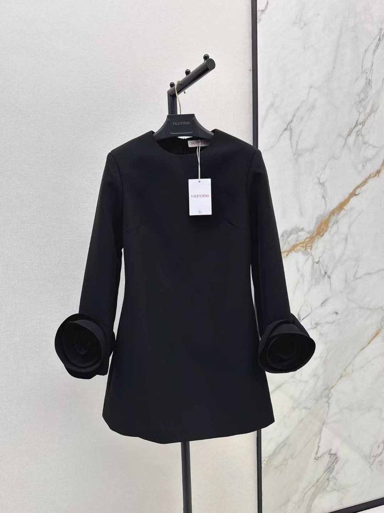 Платье Valentino