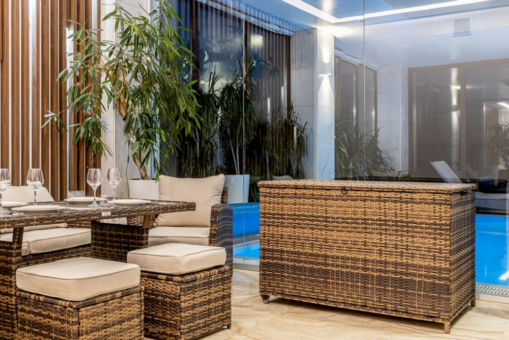 Сундук для хранения ROYAL FAMILY KARL 120 с колёсиками Коричневый