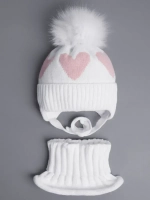 Шапка детская зимняя и манишка