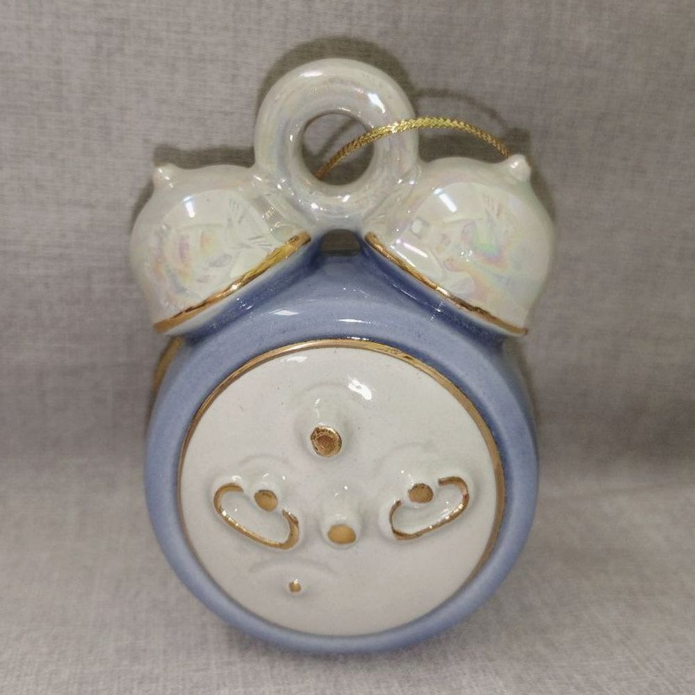 Фарфоровая ёлочная игрушка Будильник