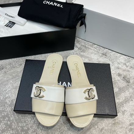 Chanel Slides