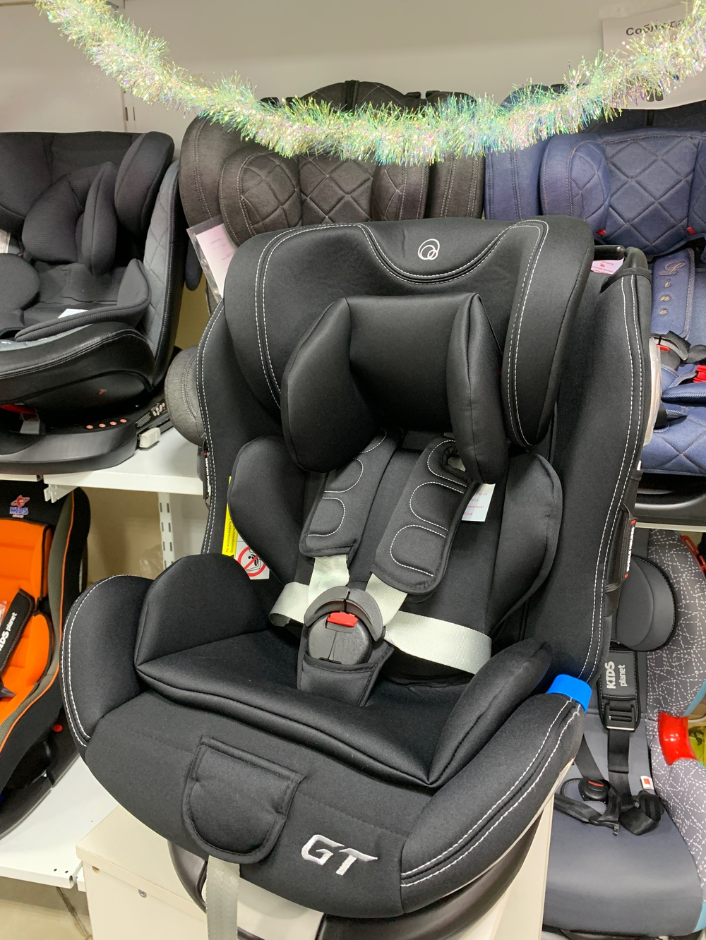 Автокресло C05001 "GT" isofix Top Tether группа 0+-1-2-3  (0-36 кг) black