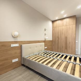 Мебель для спальни: панели, шкаф, ТВ консоль