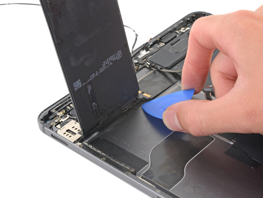 Замена аккумулятора на iPad Pro 11 1 поколения