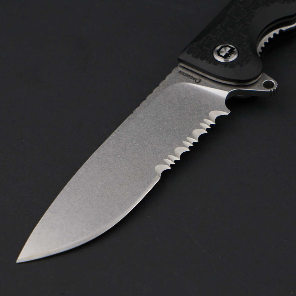 Wocket Serrated