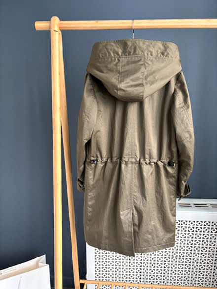 Плащ Burberry, 152