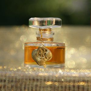 En Voyage Perfumes Peche noir