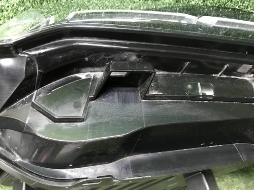 Фара правая Geely Coolray (2023-н.в.) LED