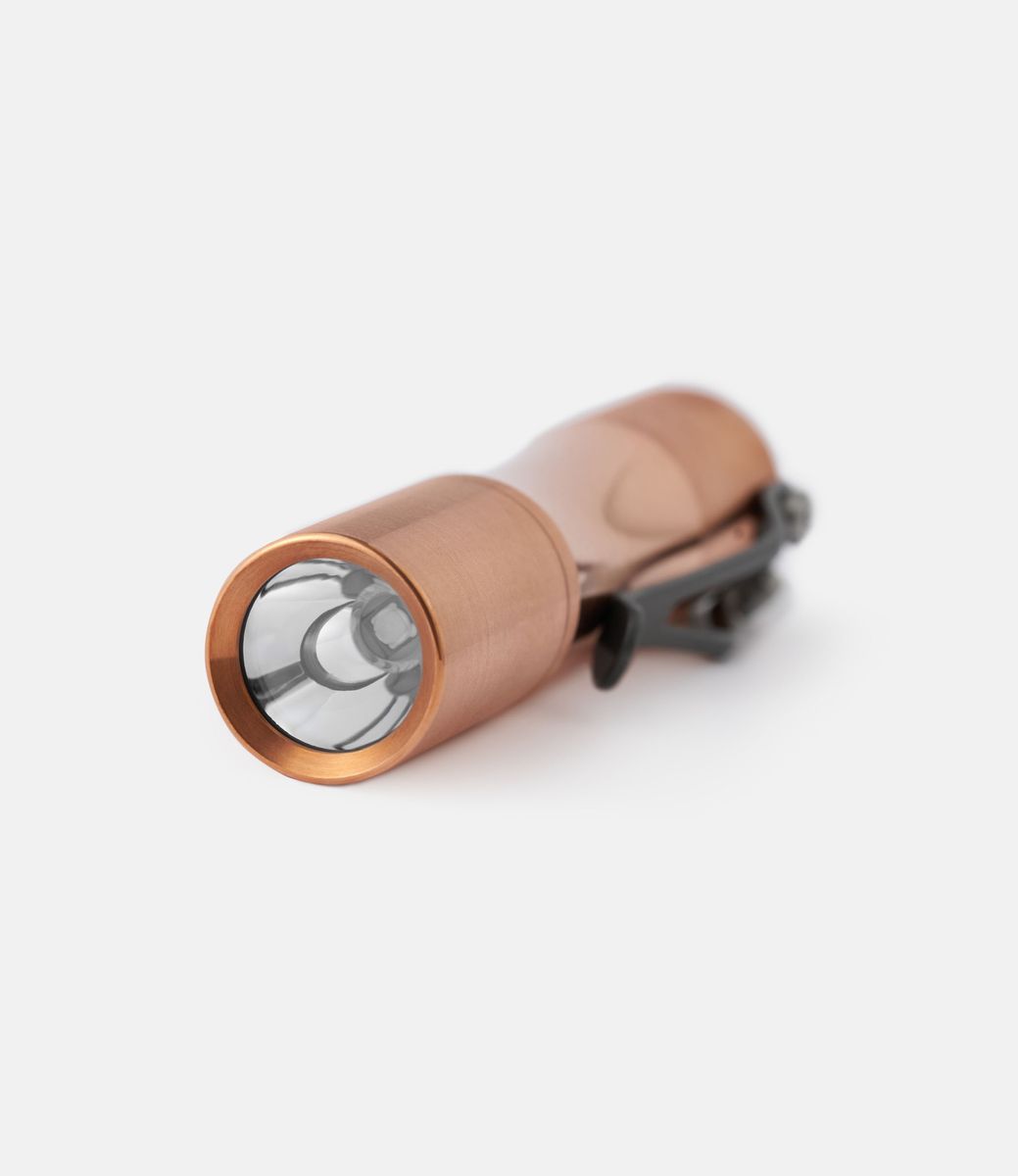 Tactile Turn Apollo Flashlight Copper — фонарик из меди
