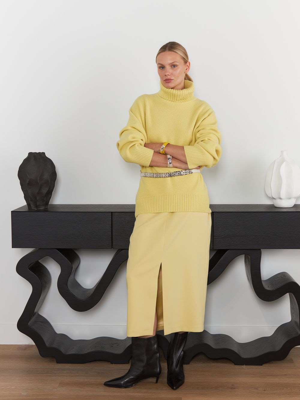 ТОНКИЙ РЕМЕНЬ НА КОБУРНЫХ КНОПКАХ SRB MILK