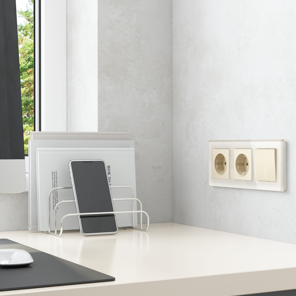 Выключатель одноклавишный проходной с подсветкой (айвори матовый)