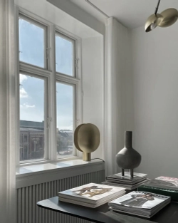 Лампа 101 Copenhagen Clam Table Lamp, Brass