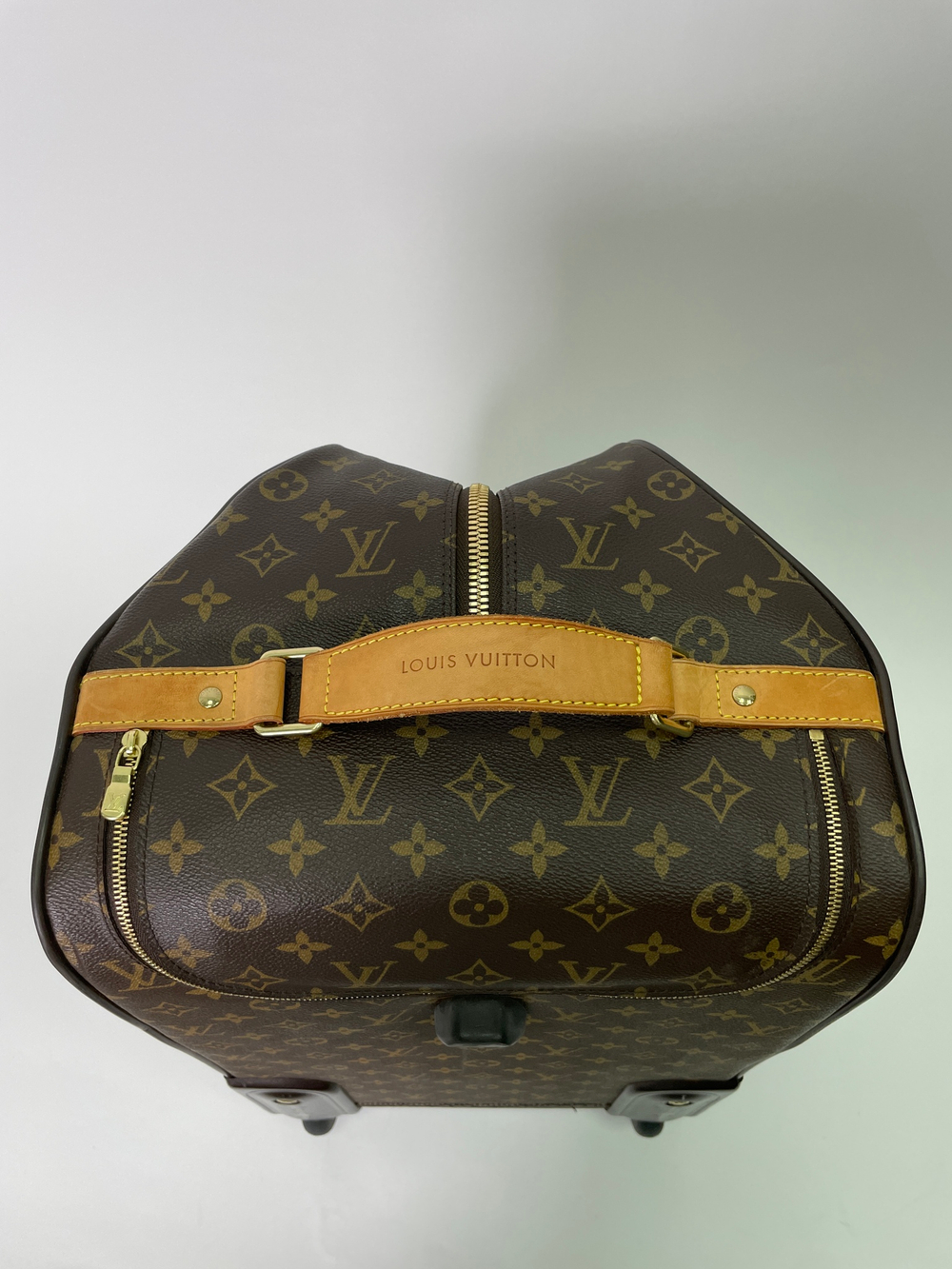 Дорожная сумка на колёсах с ручкой Louis Vuitton