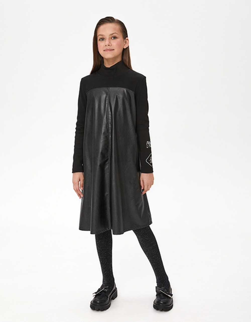 Стильное чёрное платье