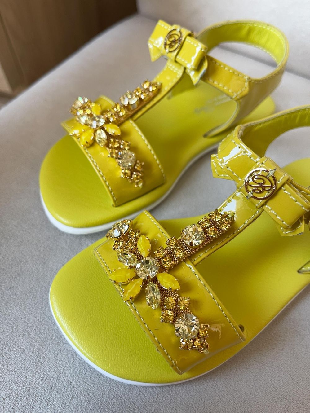 Новые сандалии Miss Blumarine, 25,5