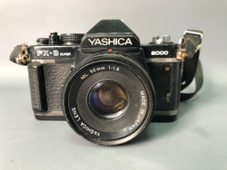 Yashica FX-3 Super + Yashica 50mm 1.9, присутствует плесень.