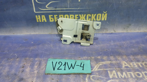 Ручка двери передней левой салонная MITSUBISHI PAJERO 1998