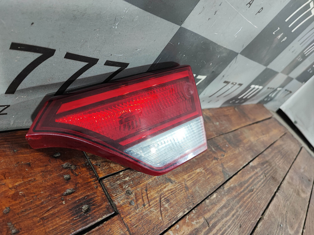 Фонарь задний правый Kia Rio 4 (FB) 20-нв Б/У Оригинал 92404H0500