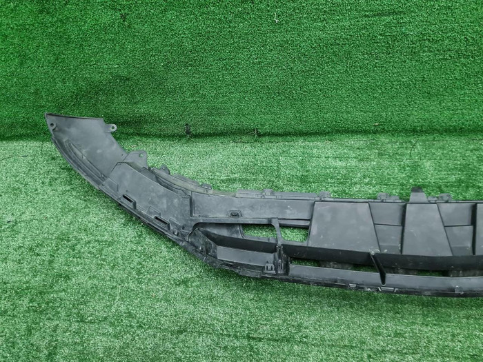 Юбка переднего бампера Mercedes GLC X253 19-22 AMG