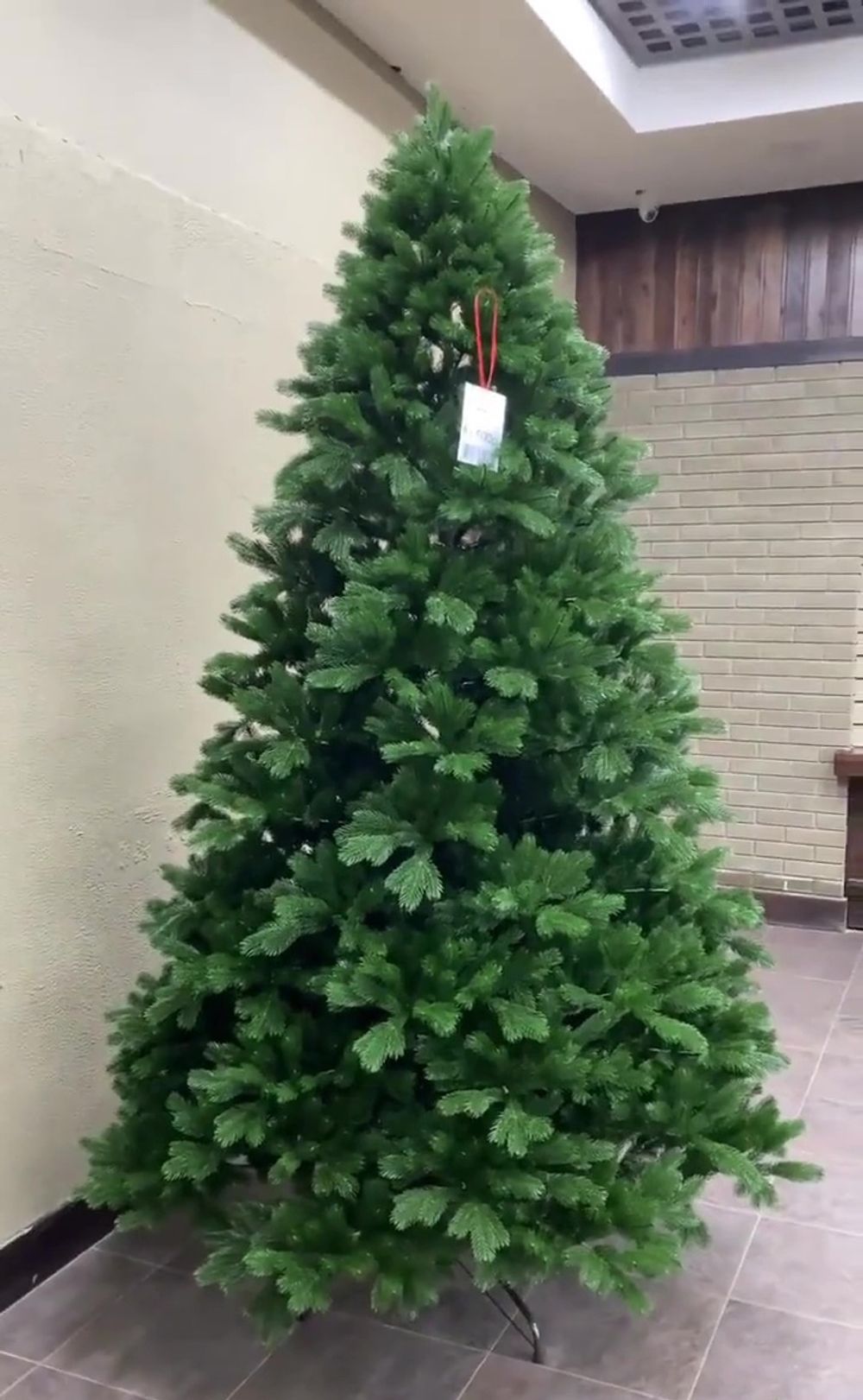 Ель искусственная «Королева леса» (Литая хвоя) 3 м