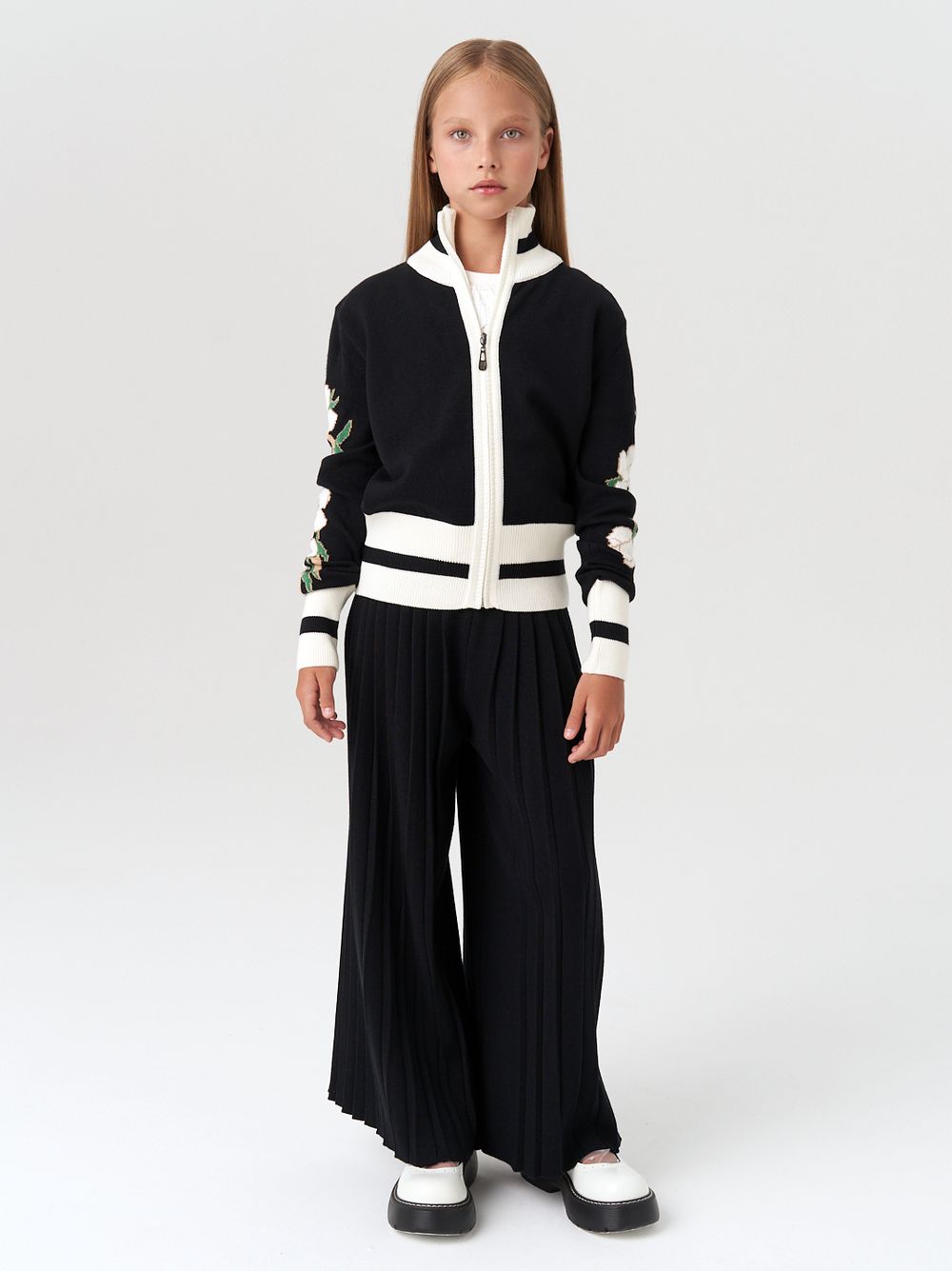 Кардиган для девочки на молнии в школу AT1070 черный