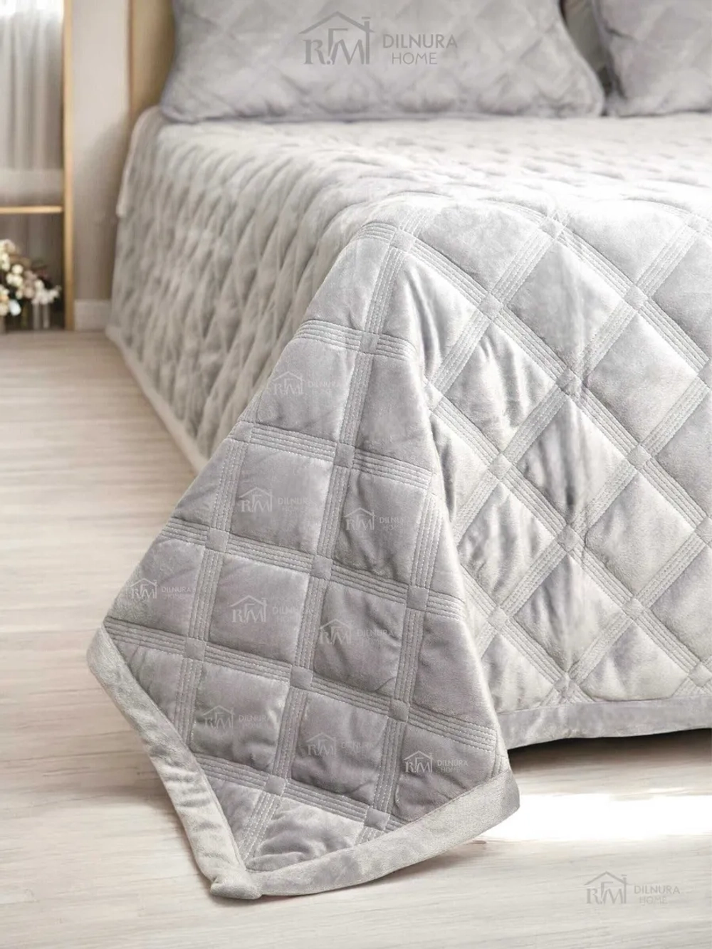 Покрывало 220х240 стеганое для кровати и дивана