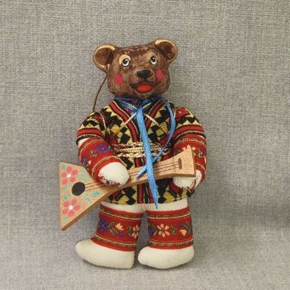 Ёлочная игрушка Медвежонок Музыкант с балалайкой