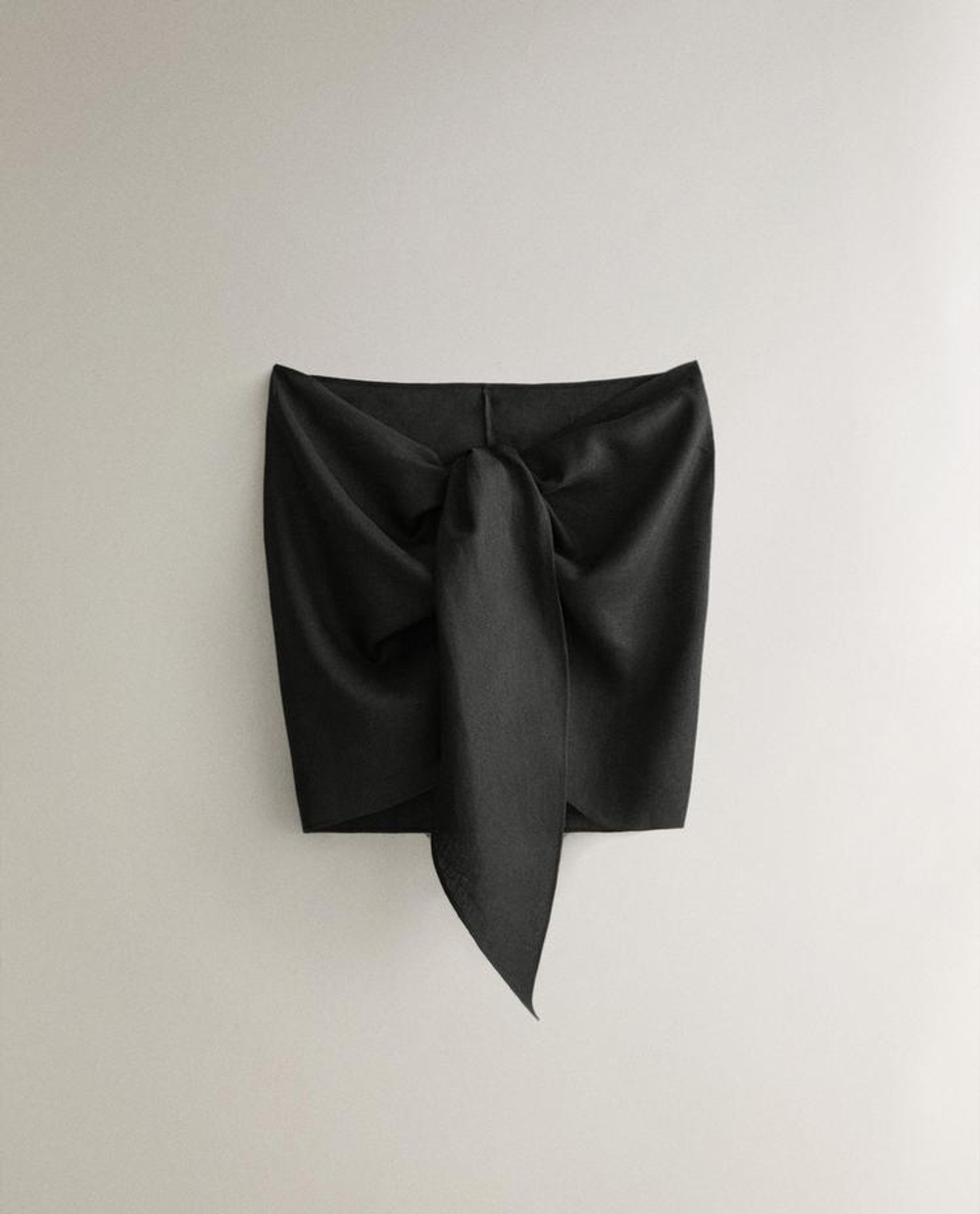 ZARA HOME КОРОТКОЕ ЛЬНЯНОЕ ПАРЕО, ЧЕРНЫЙ