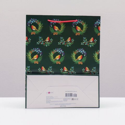 Новый год. Пакет подарочный Снегири на венках , 26 х 32 х 12 см.