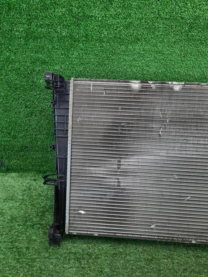 Радиатор охлаждения Renault Logan 2 (2014-2022)