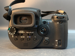 Sony DSC-R1